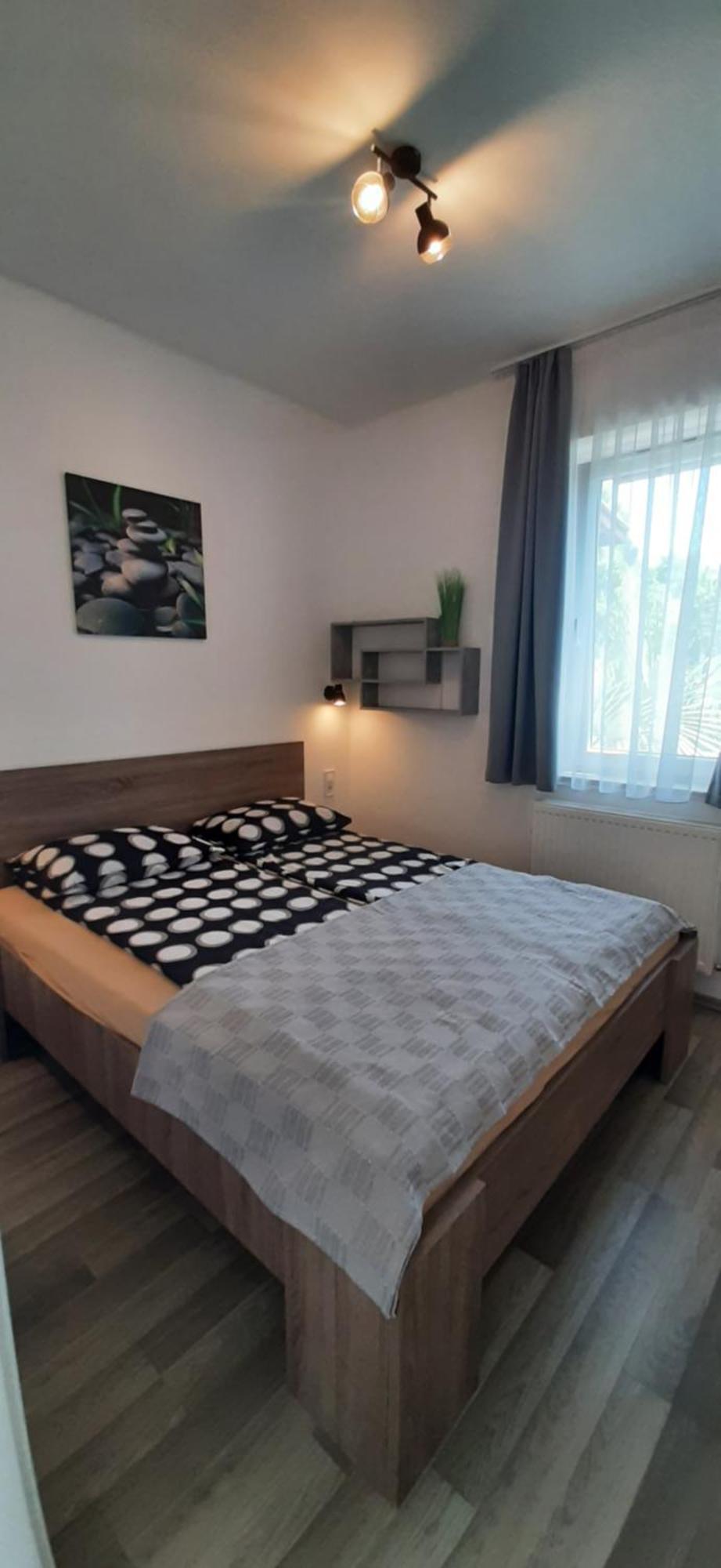 Ancsi Apartmanhaz Balatonlelle Exterior foto