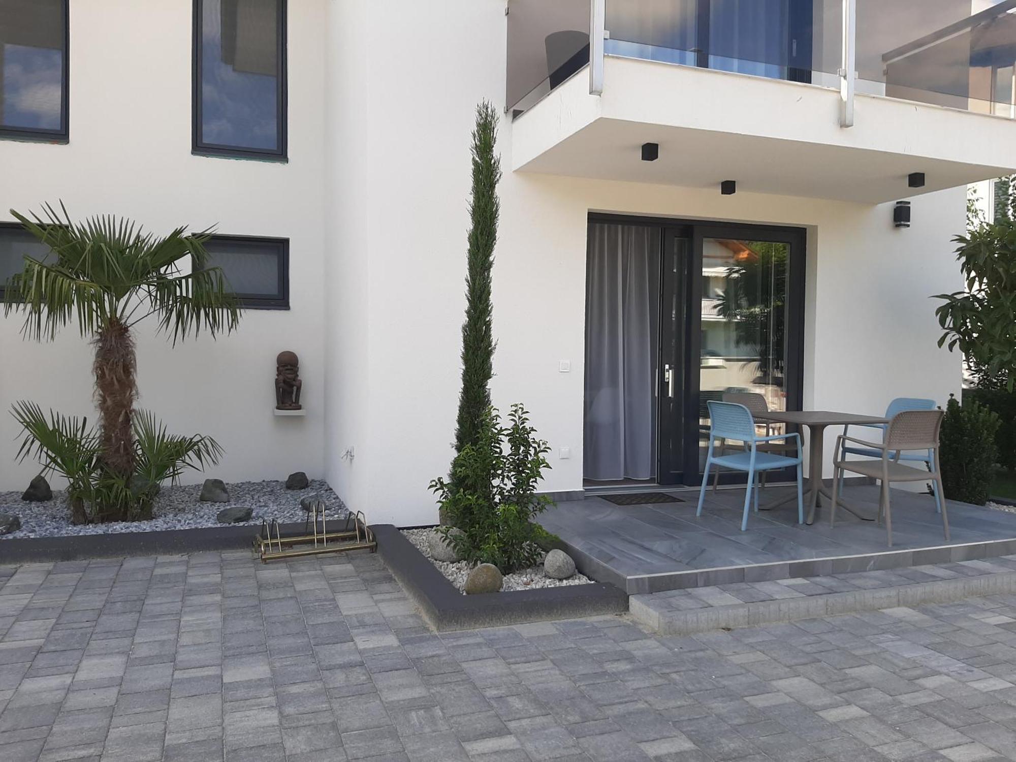 Ancsi Apartmanhaz Balatonlelle Exterior foto