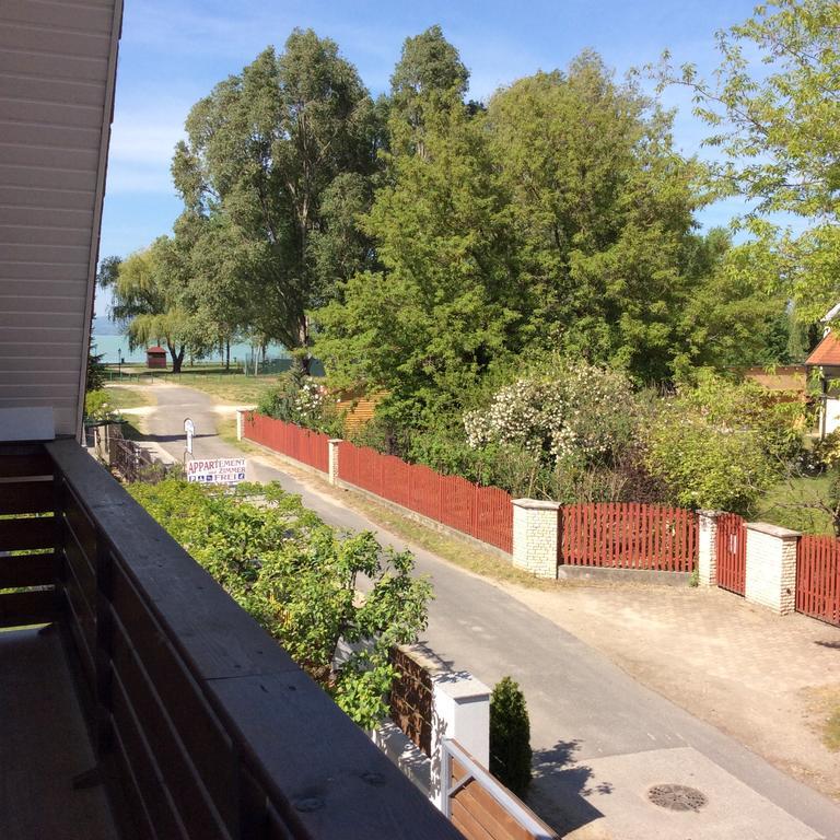 Ancsi Apartmanhaz Balatonlelle Exterior foto